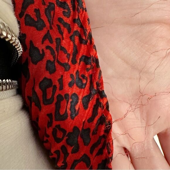 ɢᴜᴄ ᴢᴀʀᴀ ꜱᴀᴛɪɴ ᴄʜᴇᴇᴛᴀʜ ɴᴇᴄᴋᴇʀᴄʜɪᴇꜰ ꜰᴏᴜʟᴀʀᴅ ᴀᴄᴄᴇꜱꜱᴏʀʏ - Picture 4 of 16